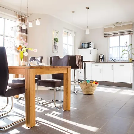 Ferienhaus Seeschwalbe 5 * Fuhlendorf (Mecklenburg-Vorpommern)